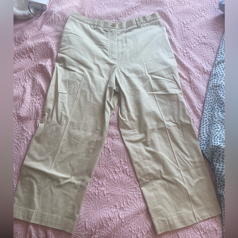 ($50 )Burberry Golf Chinos